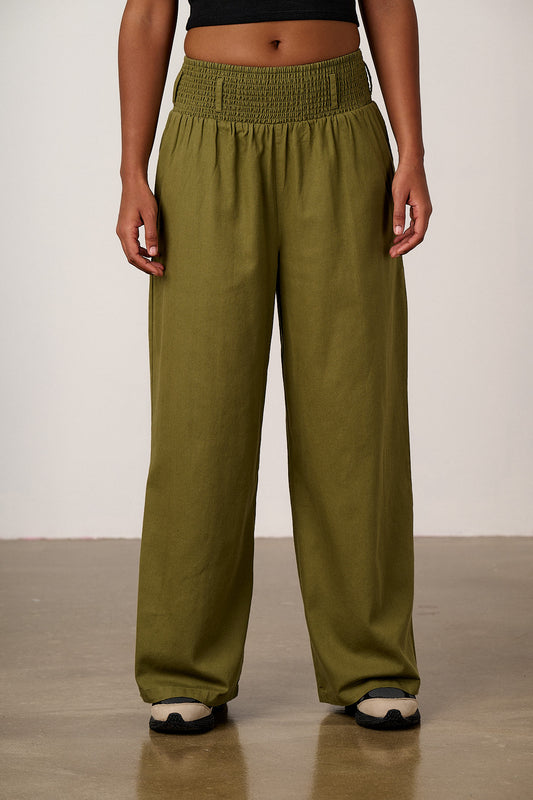 Alex - Wide Leg Cotton Trousers in Khaki