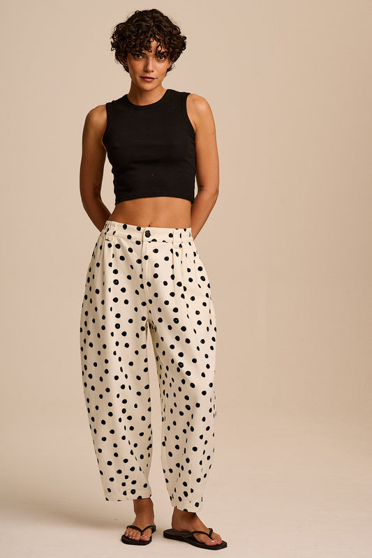 Ashby - Cotton Barrel Leg Trousers in Ecru & Black Polka Dot