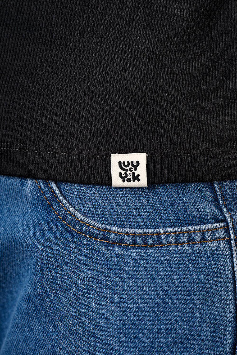 Gracie - Cotton T-Shirt in Black