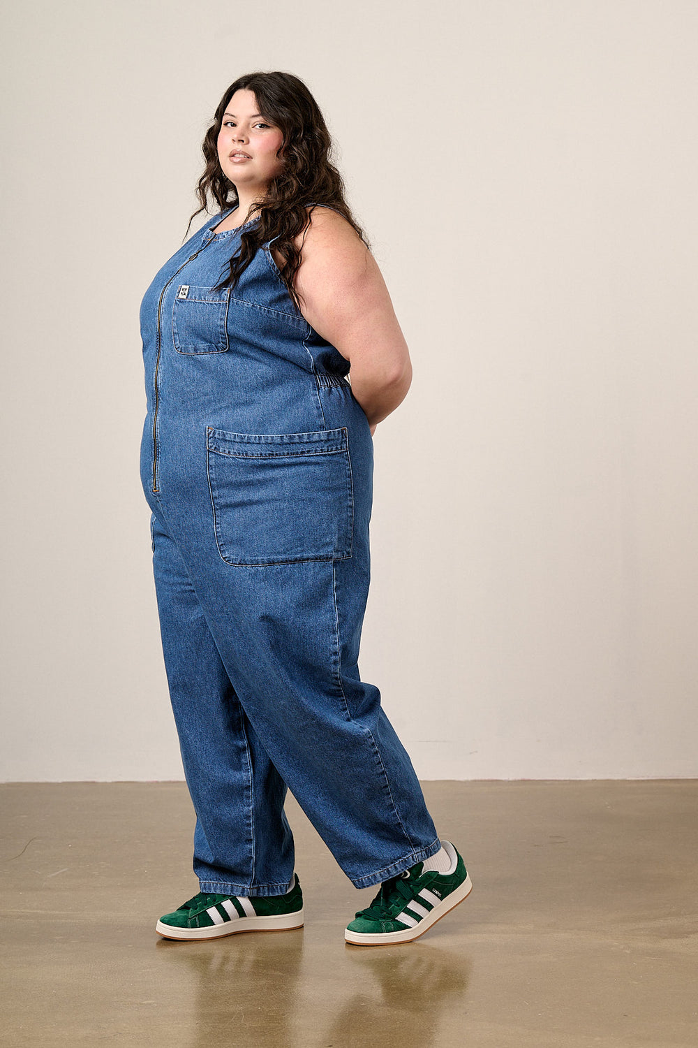 Nari - Light Weight Denim Sleeveless Jumpsuit in Mid Wash