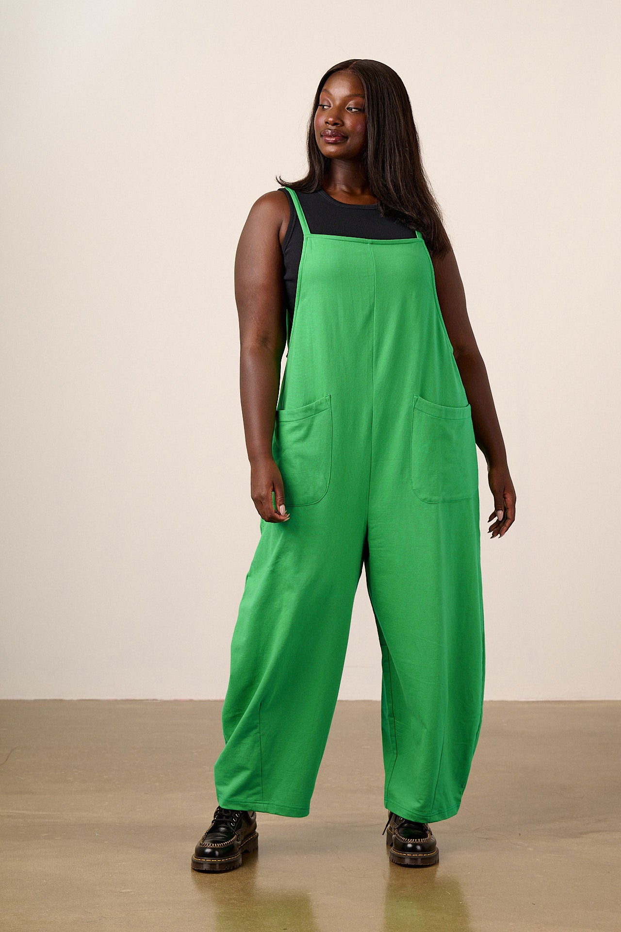 Oaxaca - Cotton Jersey Barrel Dungarees in Kelly Green