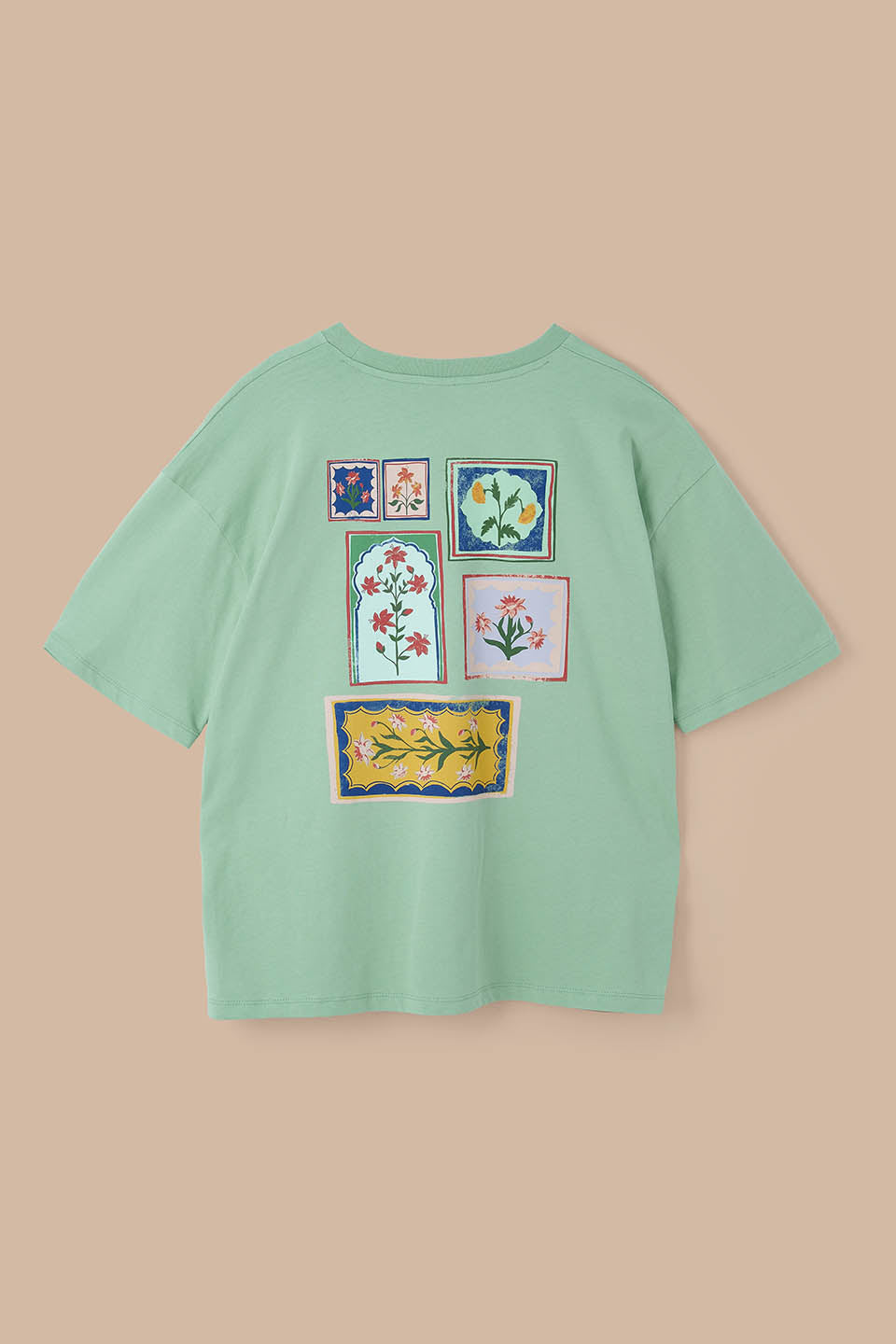 Benny - Oversized Cotton T-Shirt in Green Walled Blooms