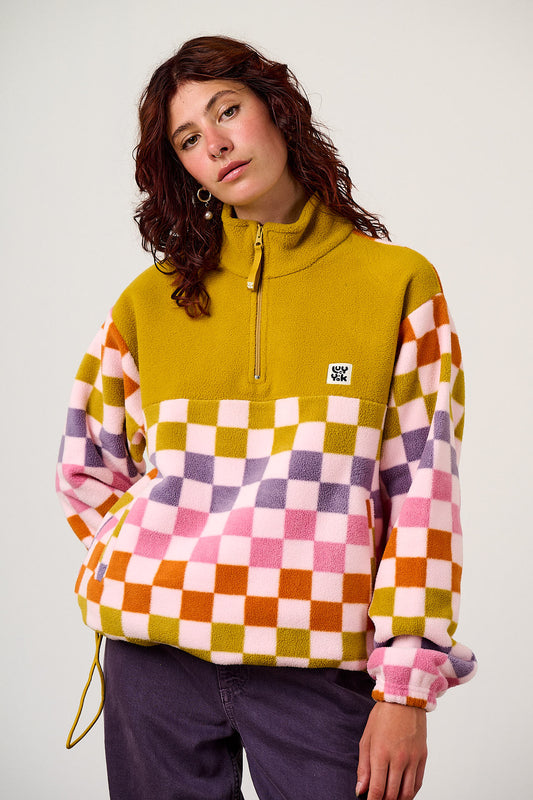 Stevie - Polar Fleece in Retro Picnic Checkerboard