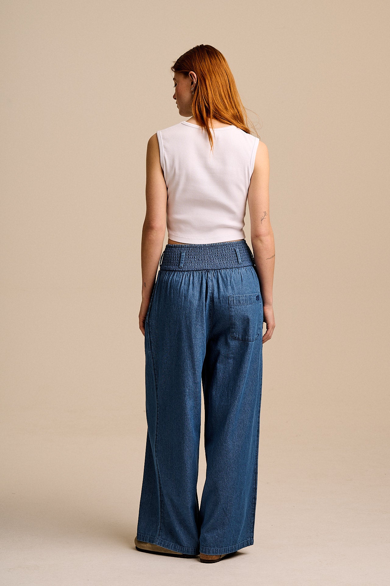 Alex - Wide Leg Cotton Trousers in Mid Wash Blue
