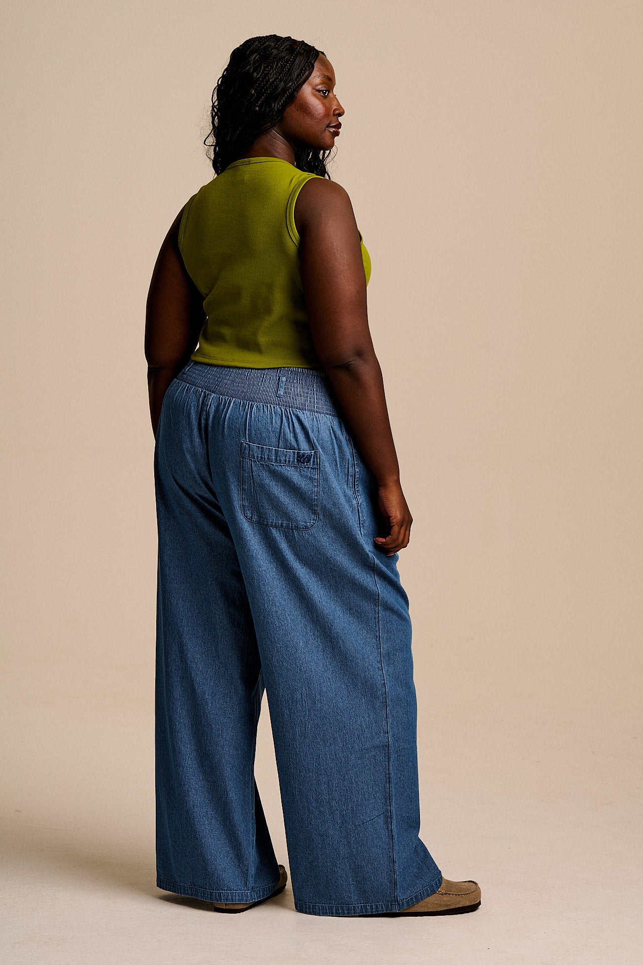 Alex - Wide Leg Cotton Trousers in Mid Wash Blue
