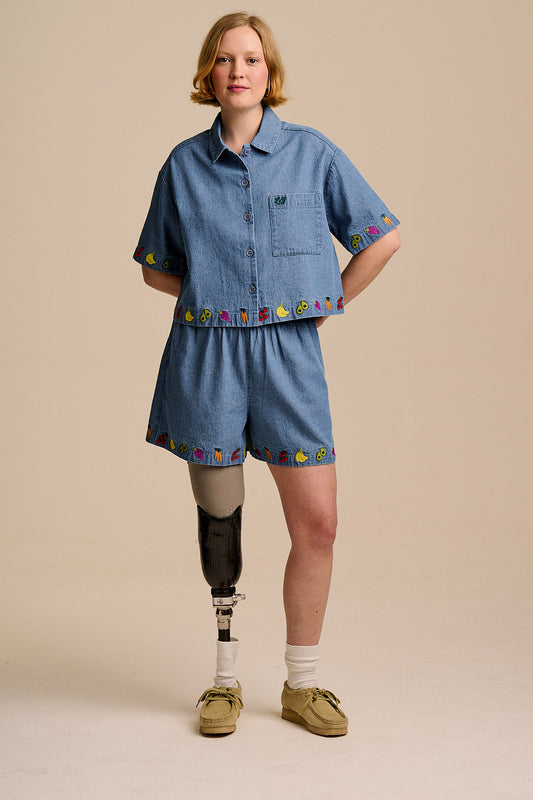 Charlie - Cotton Shorts in Light Blue with Veg Embroidery