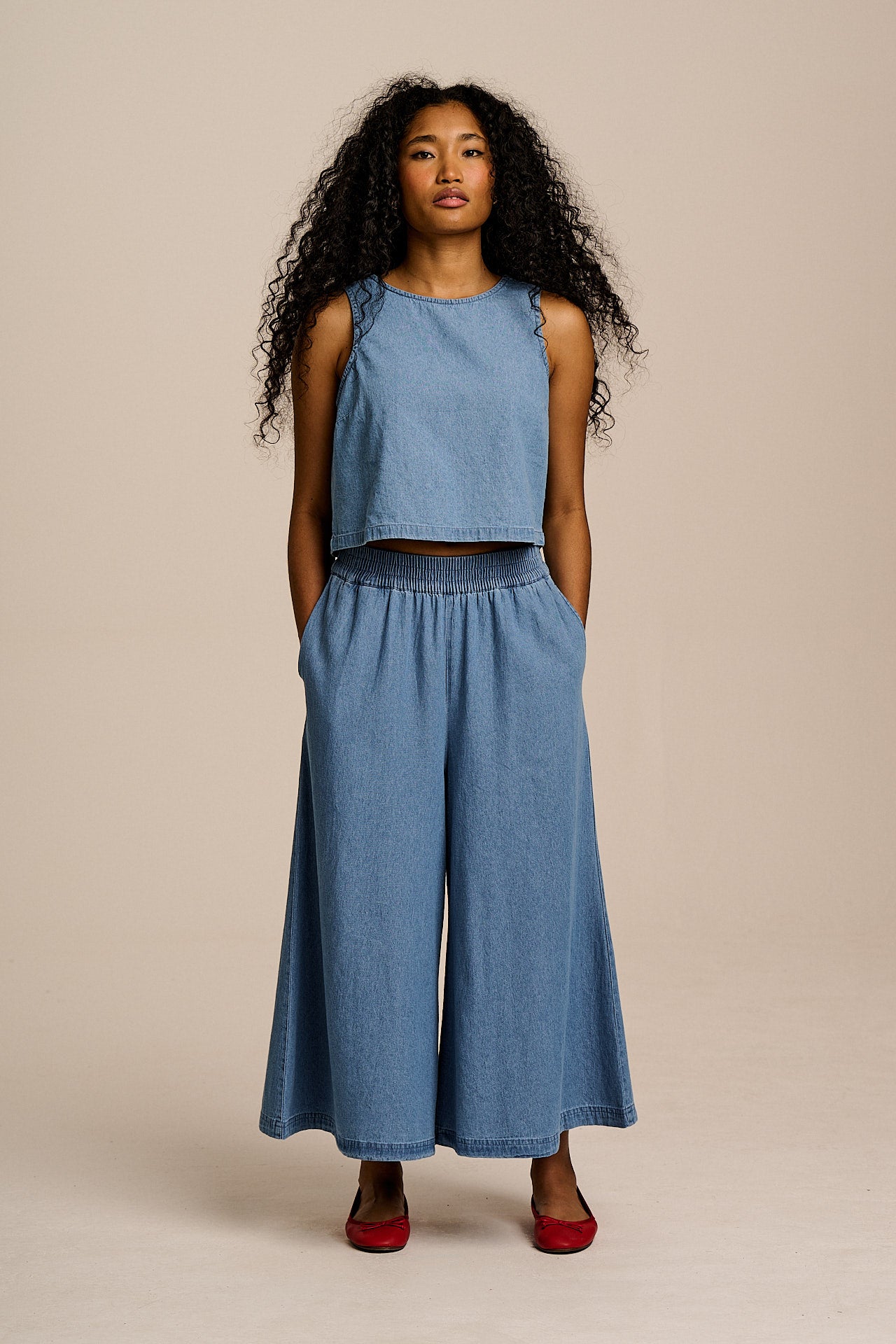 Arden - Cotton Shell Top in Light Blue