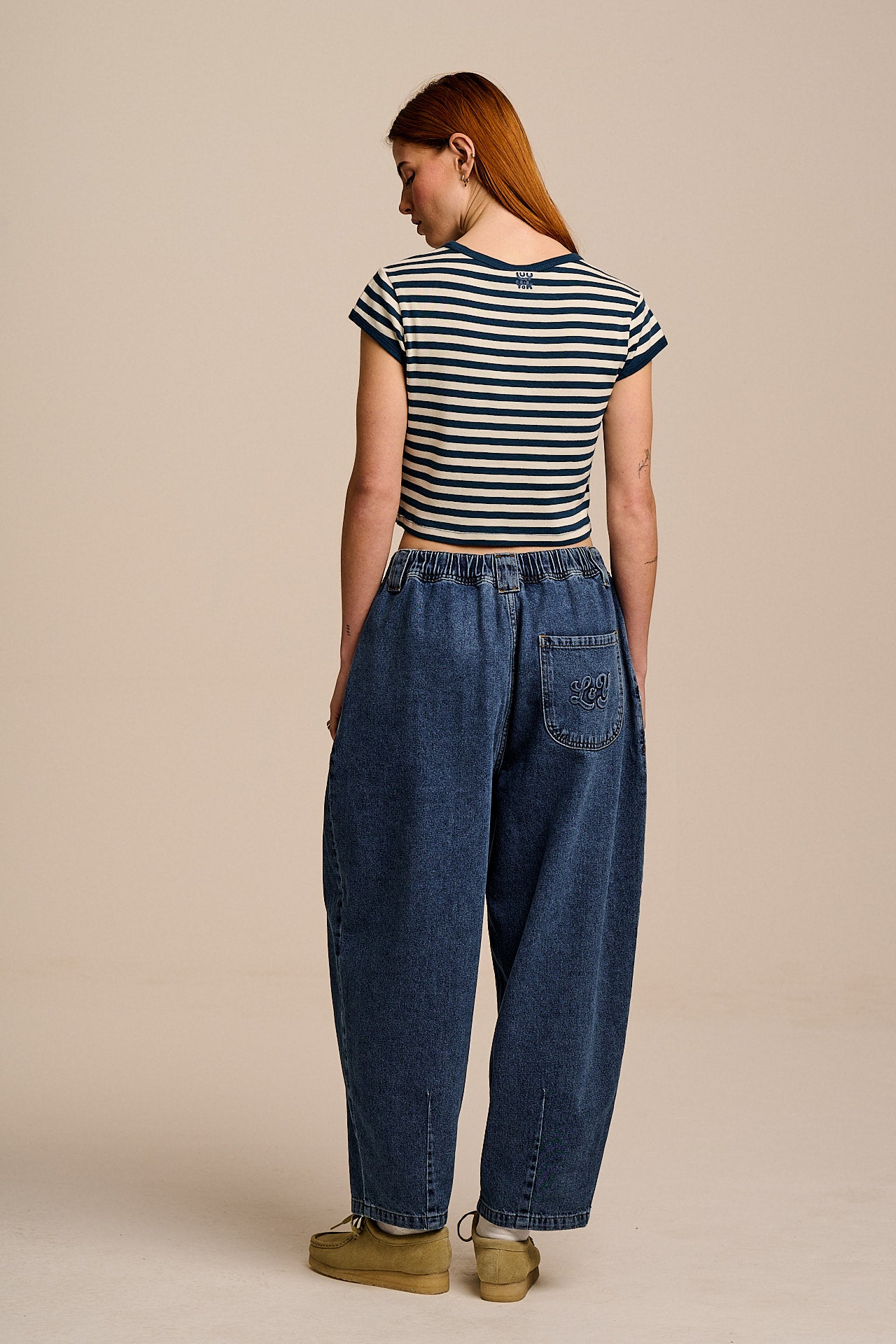 Ashby - Denim Barrel Leg Jeans in Mid Wash