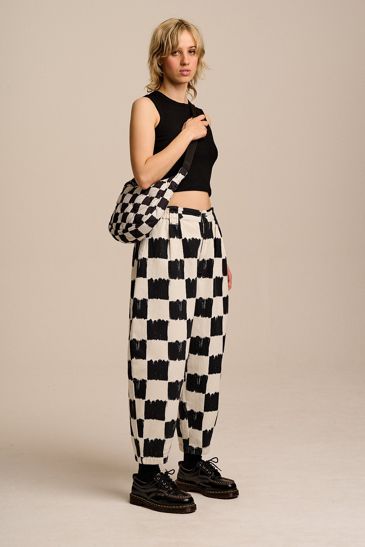 Ashby - Cotton Barrel Leg Trousers in Black & Ecru Blurred Checkerboard