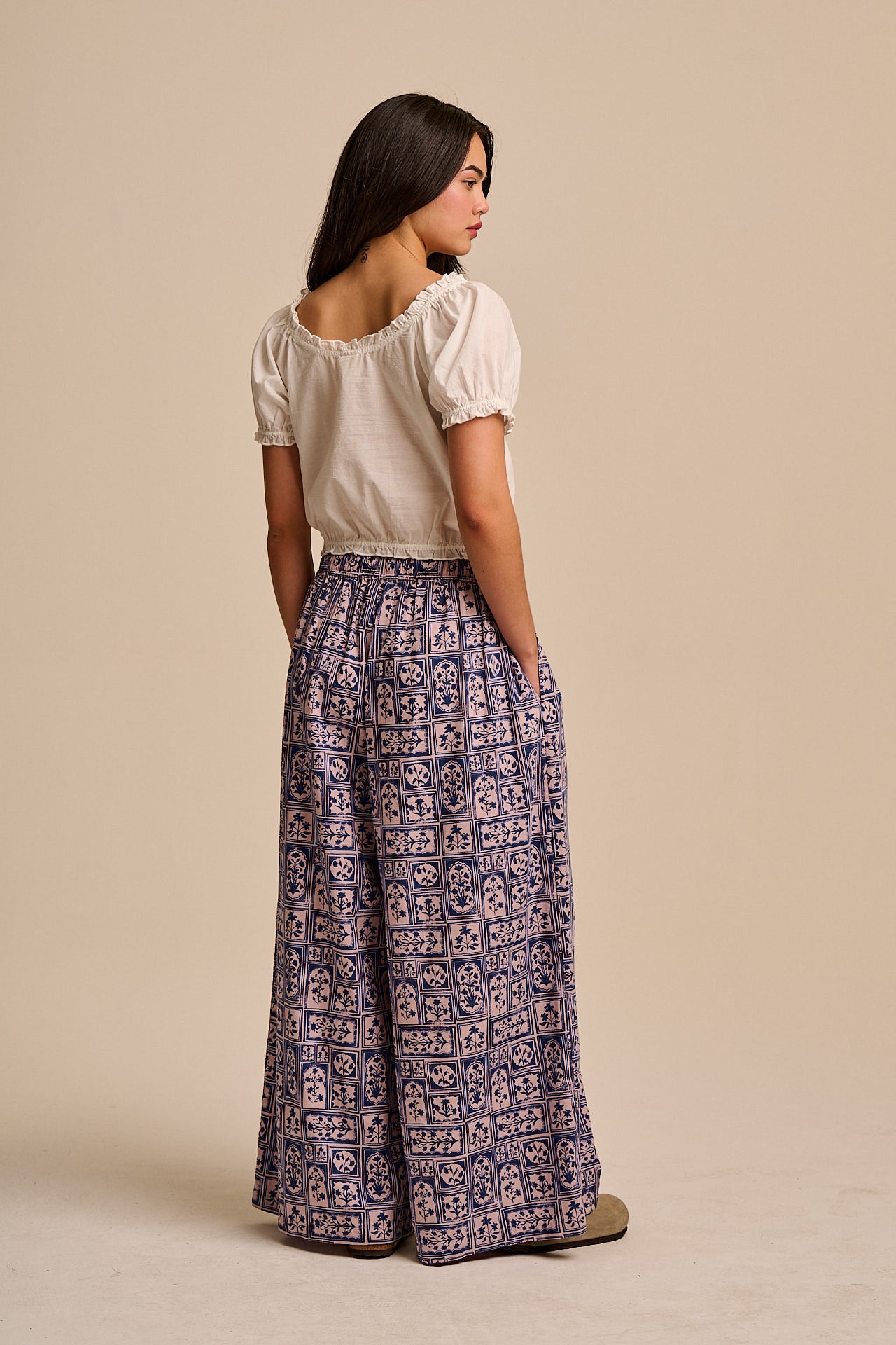 Aster - Cotton & Linen Trousers in Blue & Pink Walled Blooms