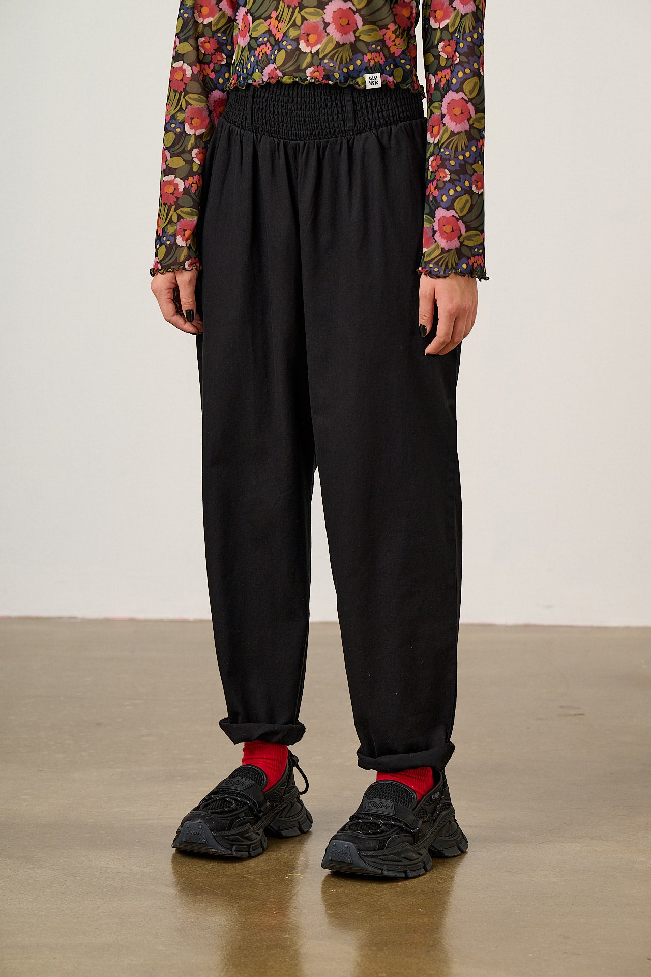 Alexa - Cotton Trousers in Black