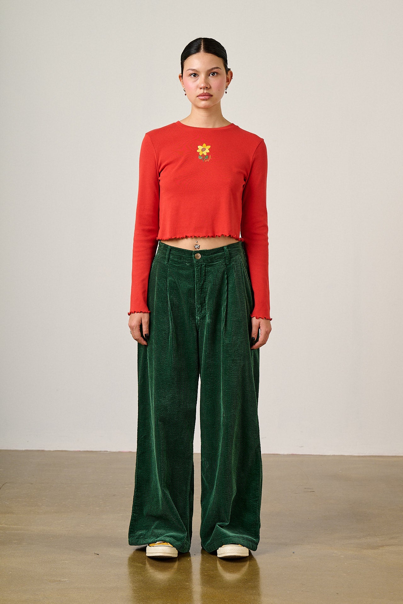 Hansel - Long Sleeve Cotton Top in Red with Sunflower