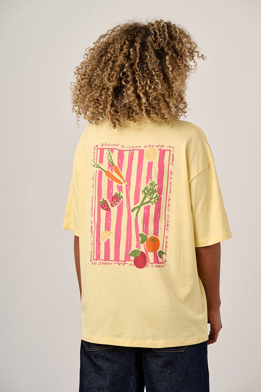 Benny - Oversized Cotton T-Shirt in Butter Home Grown Print