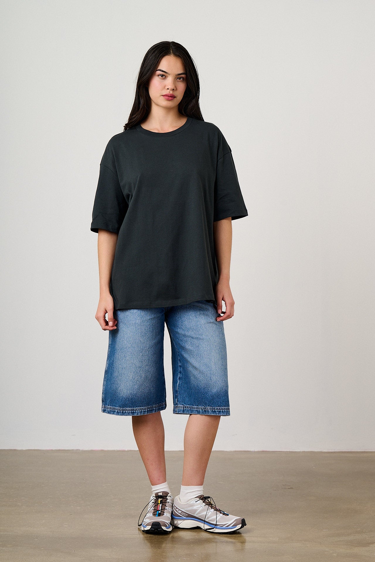 Benny - Oversized Cotton T-Shirt in Black