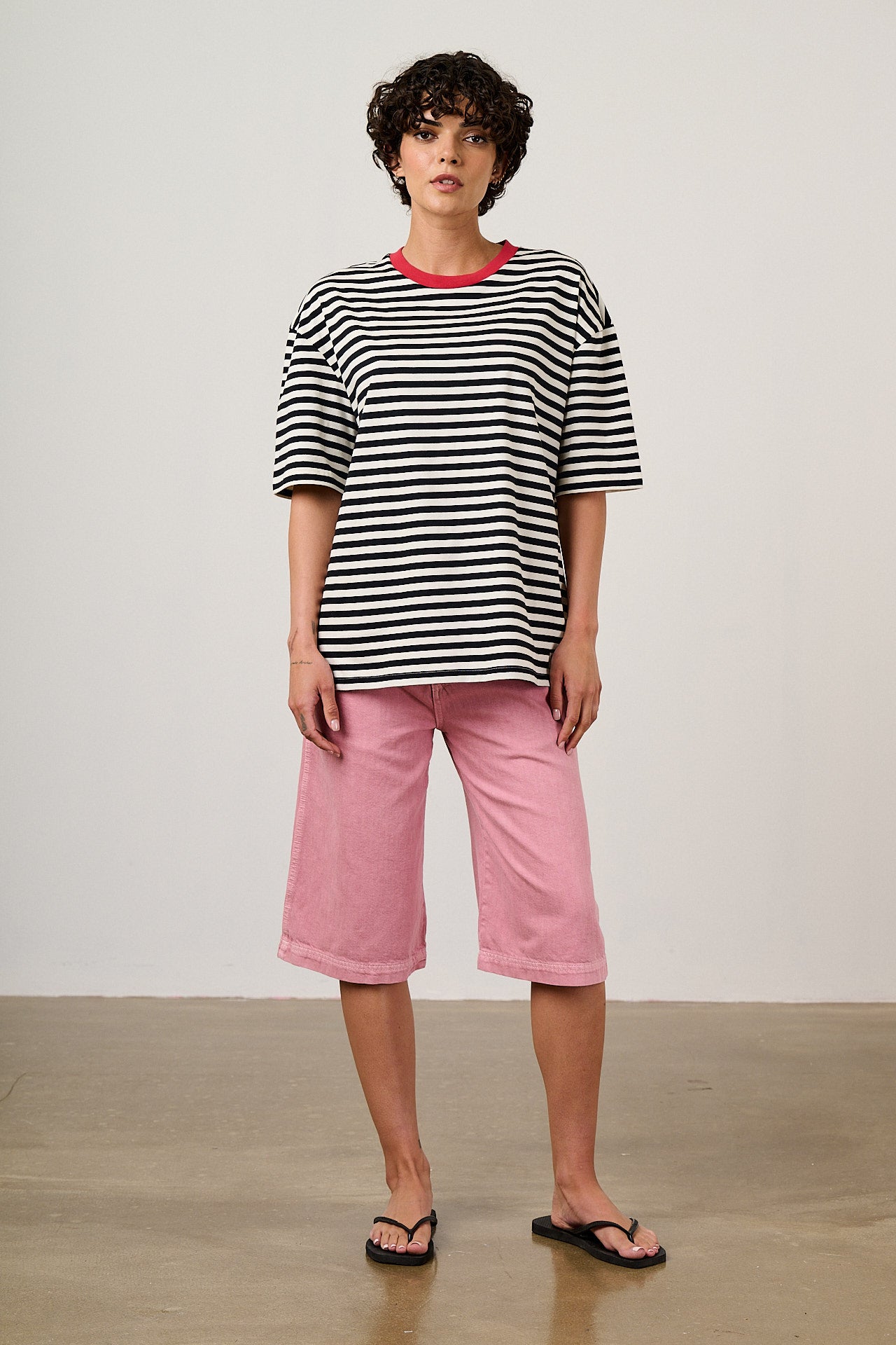 Benny - Oversized Cotton T-Shirt in Black & White Stripe