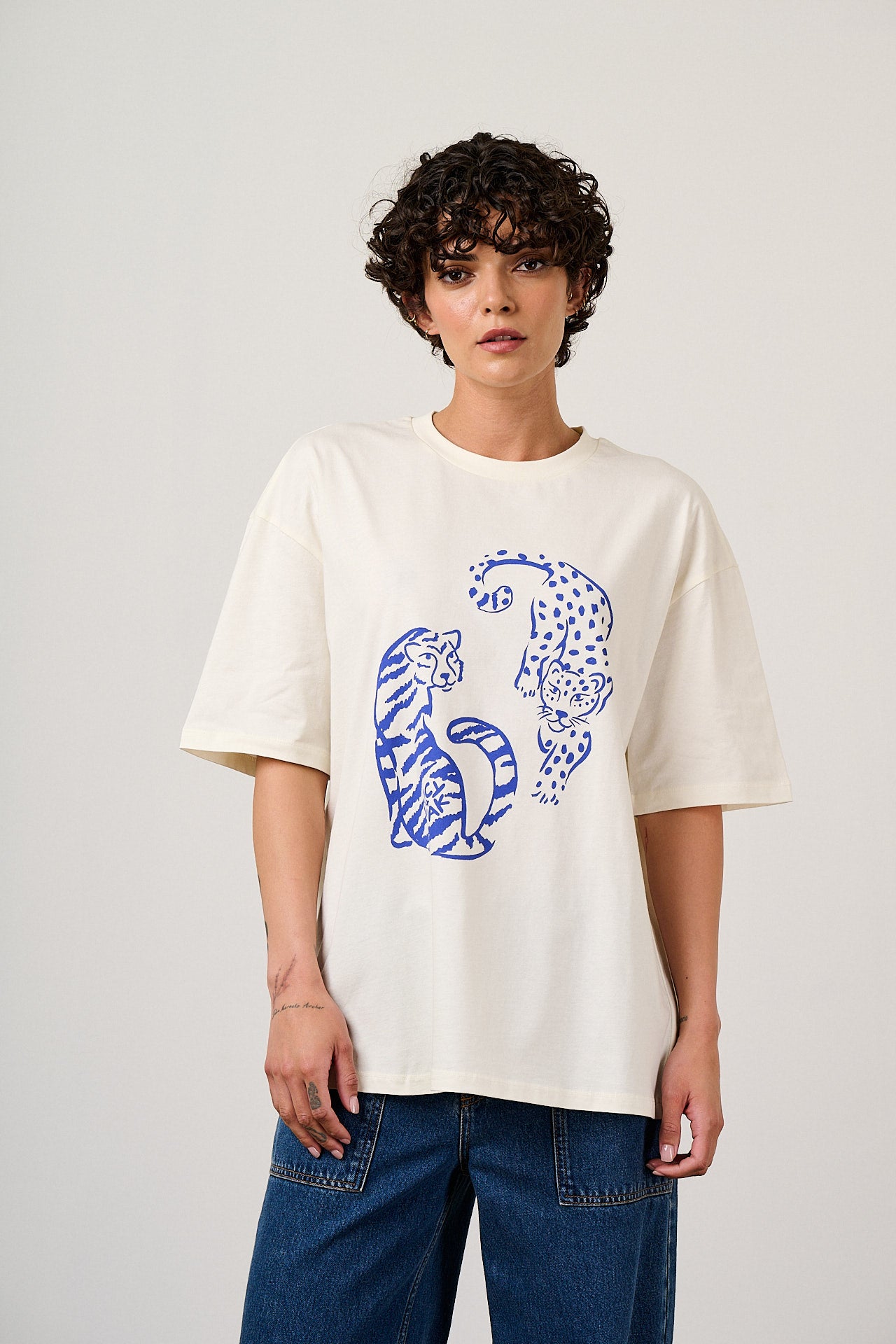 Benny - Oversized Cotton T-Shirt in Ecru Tiger