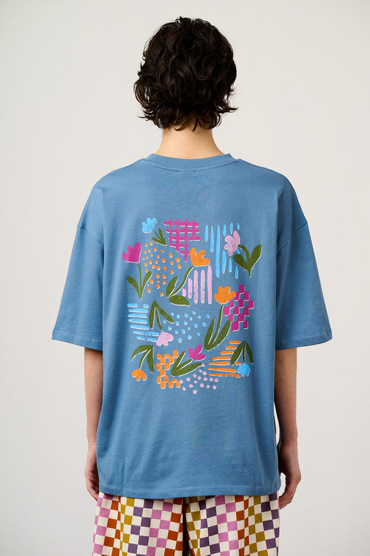 Benny - Oversized Cotton T-Shirt in Blue Retro Picnic Graphic