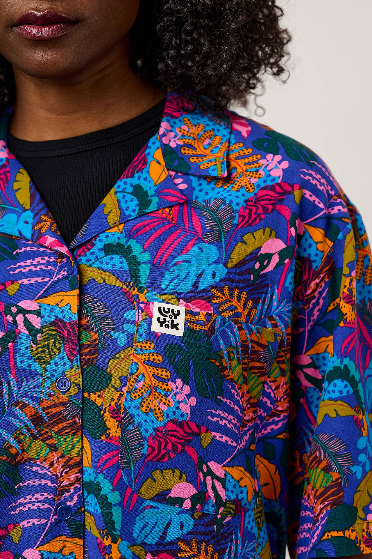 Cam - Viscose Shirt in Wild Expression Print