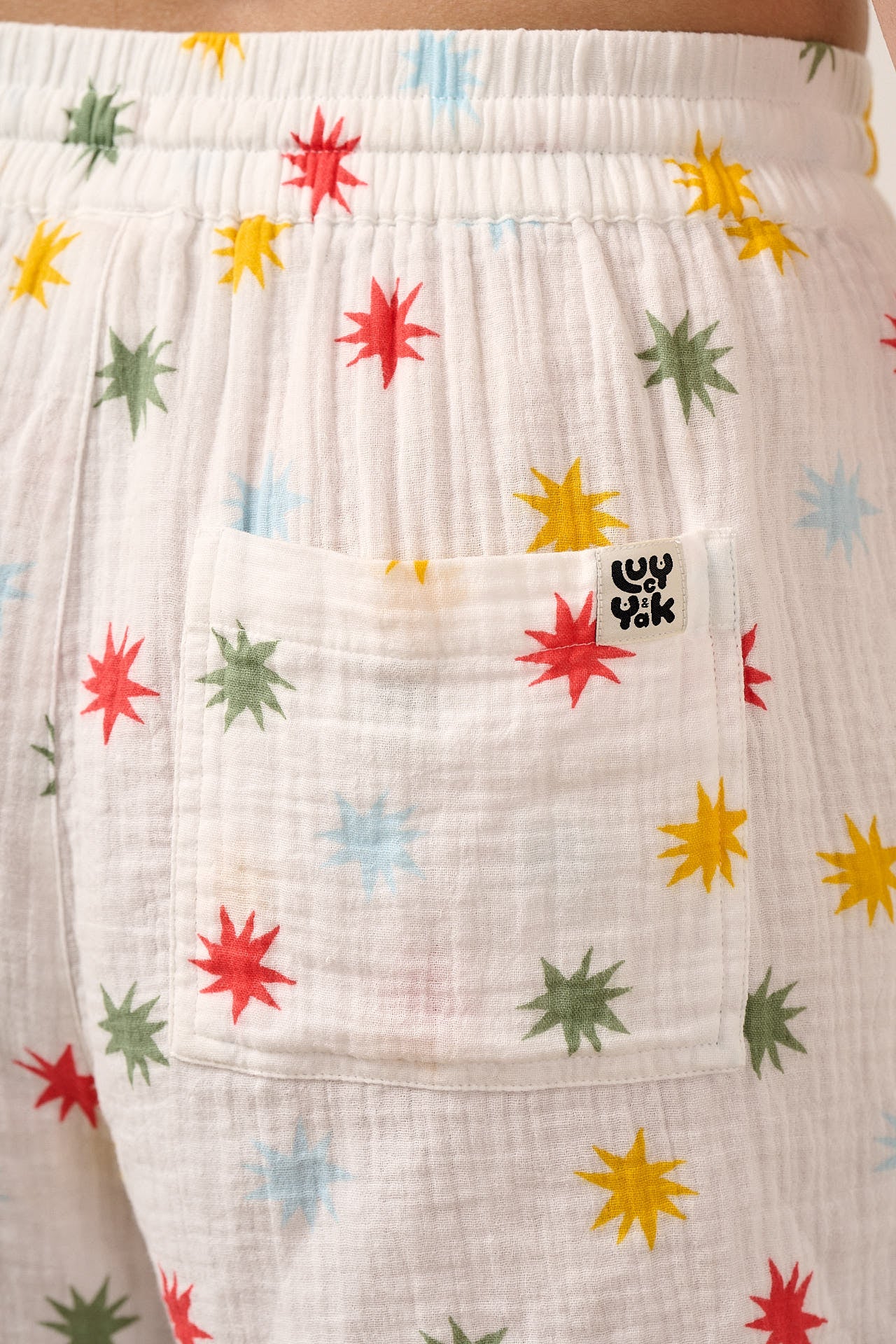 Charlie - Cotton Shorts in Ecru Cosmic Folk Stars