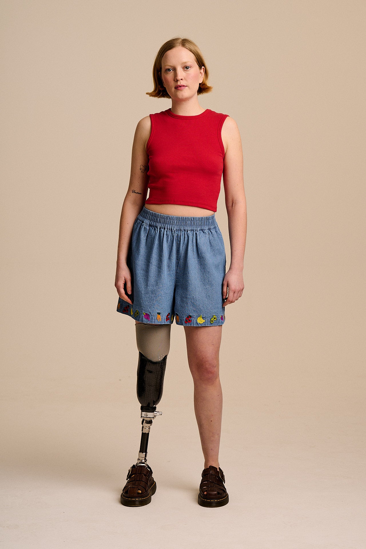 Charlie - Cotton Shorts in Light Blue with Veg Embroidery