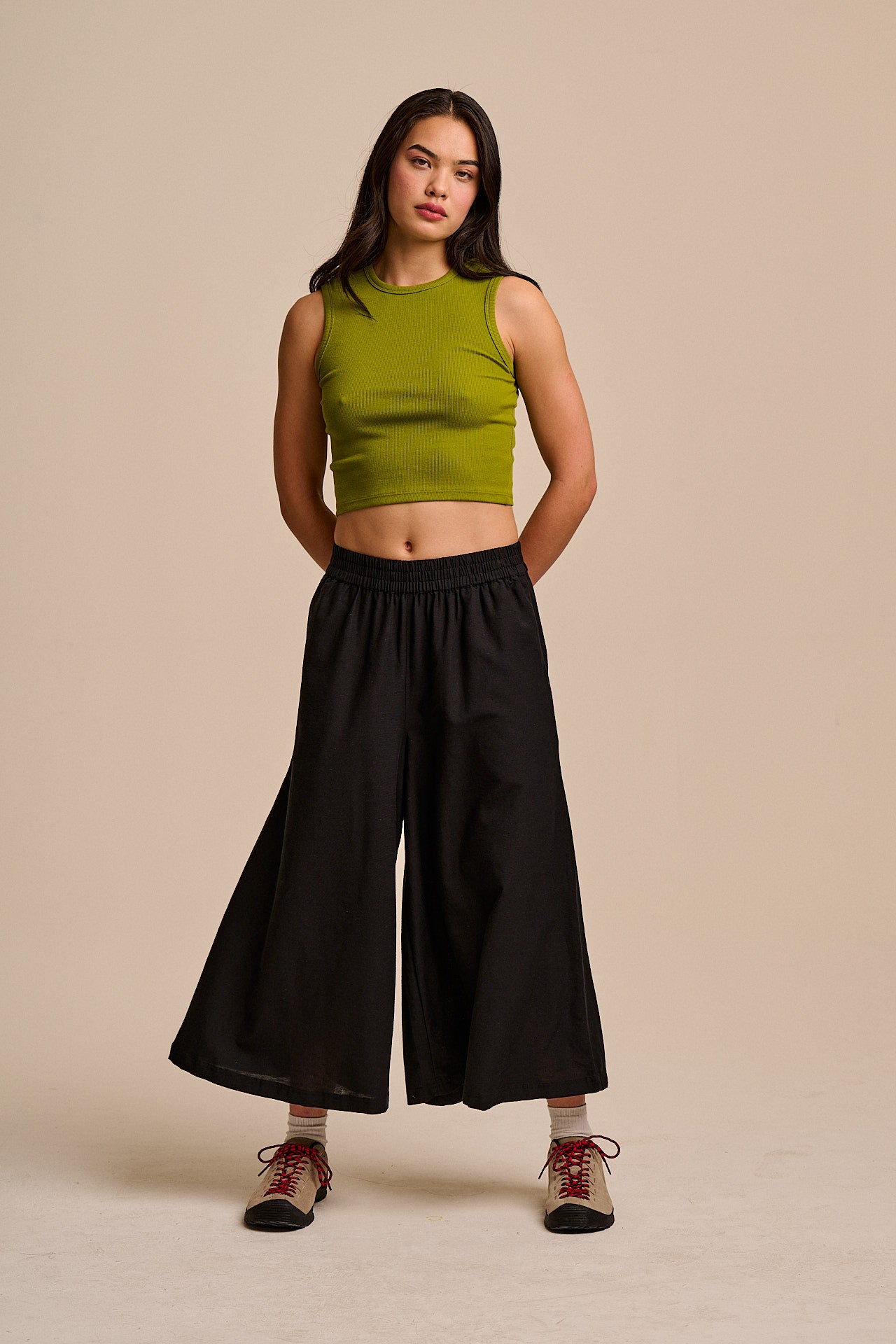 Chase - Viscose Culotte Trousers in Black