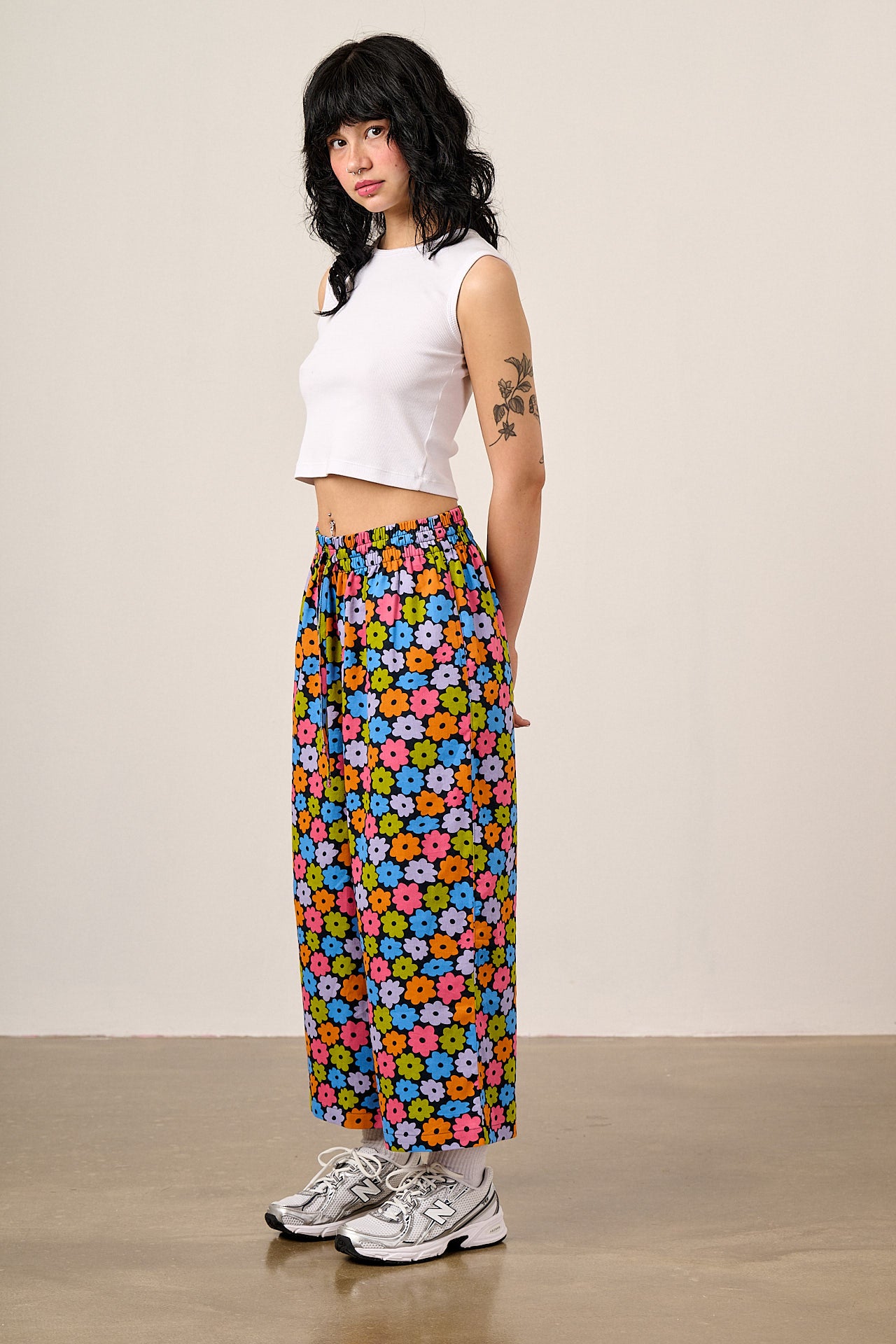 Chuck - Wide Leg Cotton Trousers in Balloon Floral