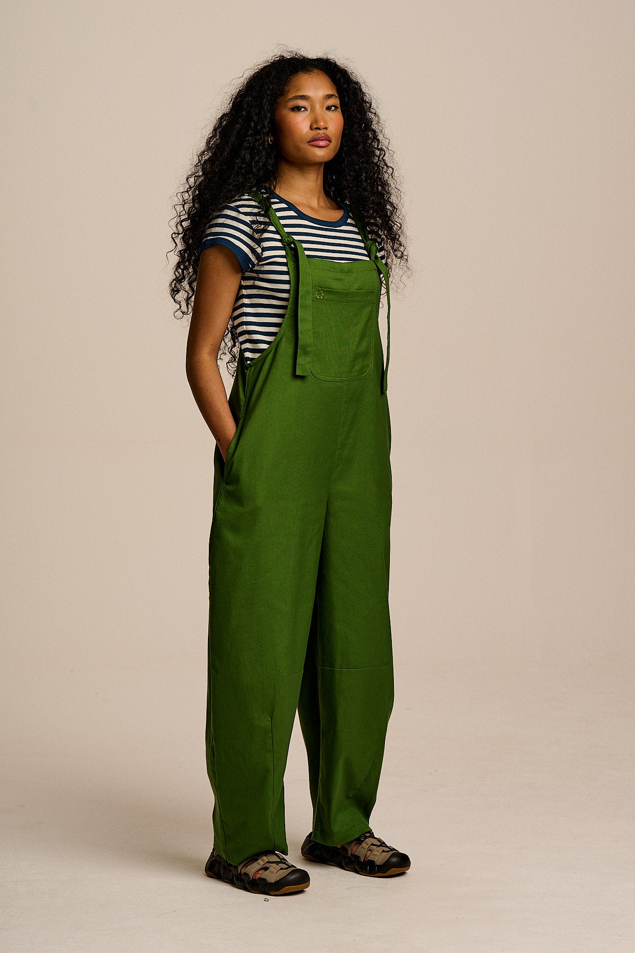 Chula - Cotton Barrel Leg Dungarees in Palm Green