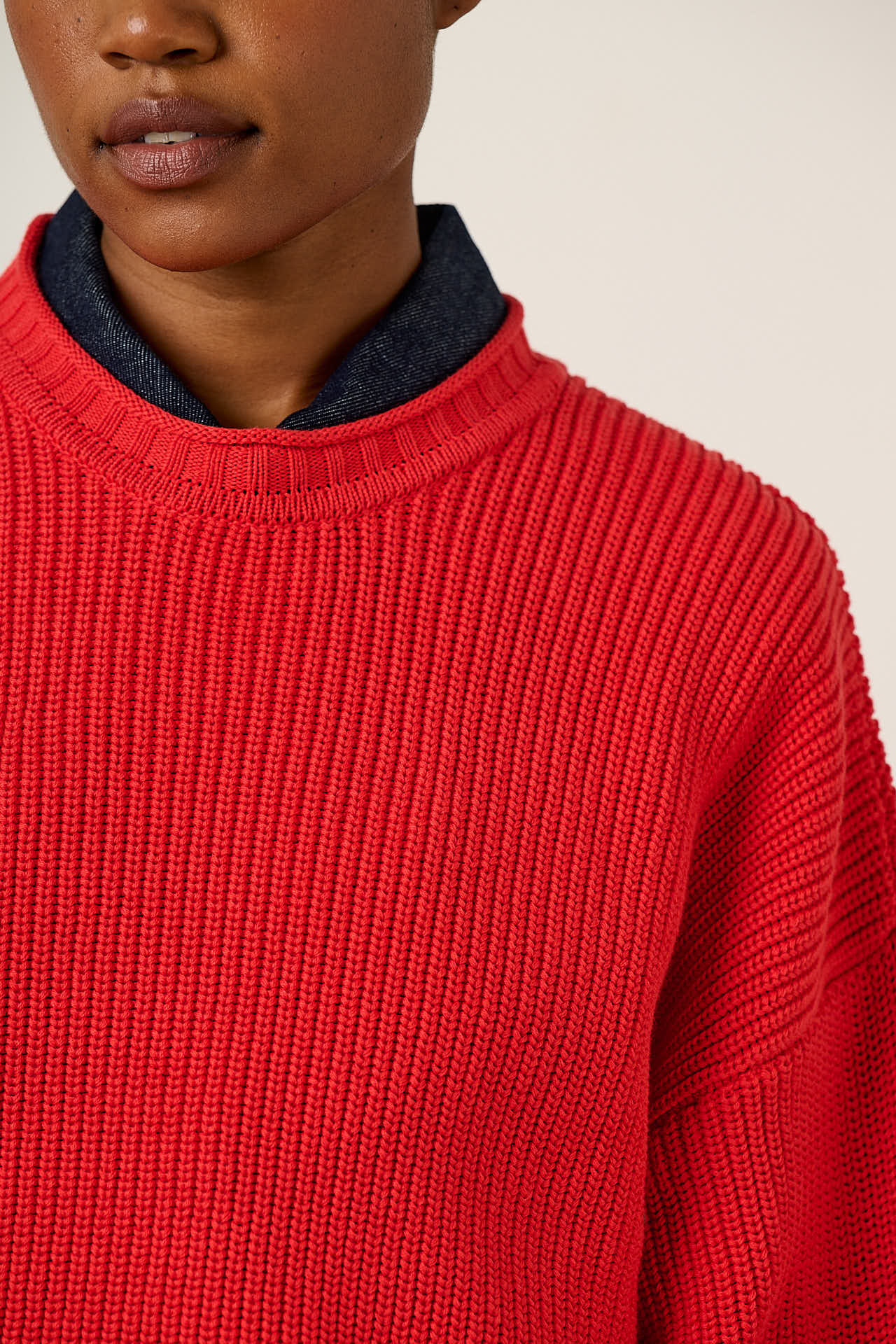 Areum - Oversized Knitted Jumper in Red