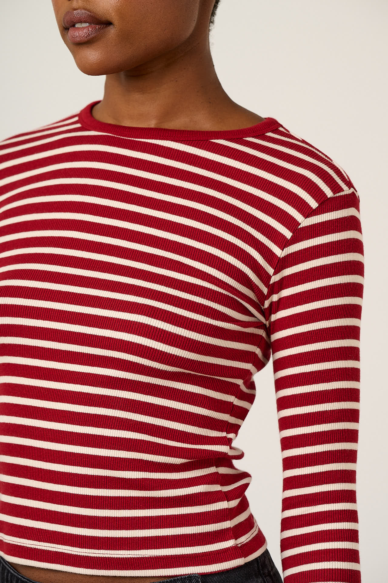 Grayson - Long Sleeve Cotton Top in Maroon Stripe