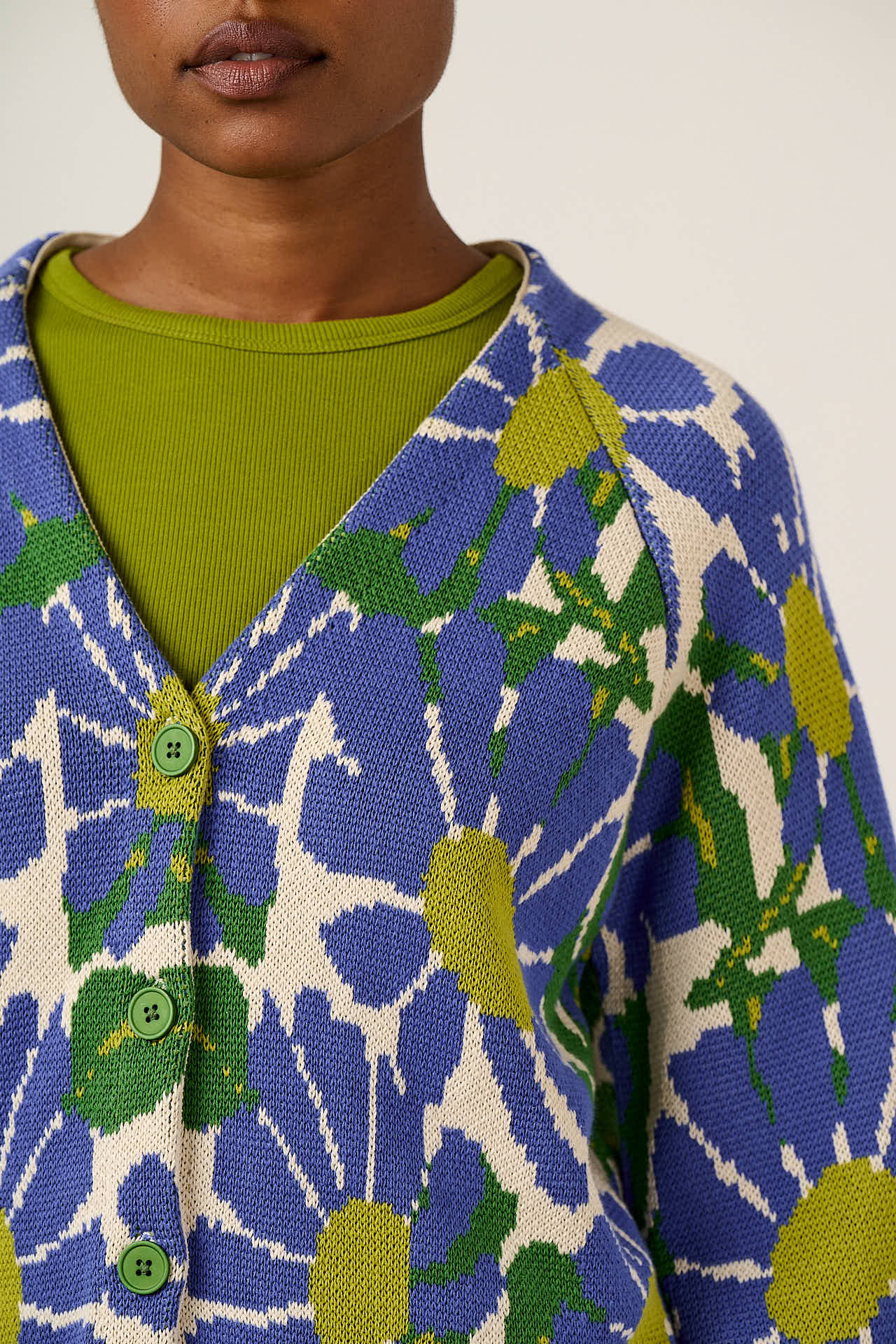 Juniper - Organic Cotton Knit Cardigan in Large Floral