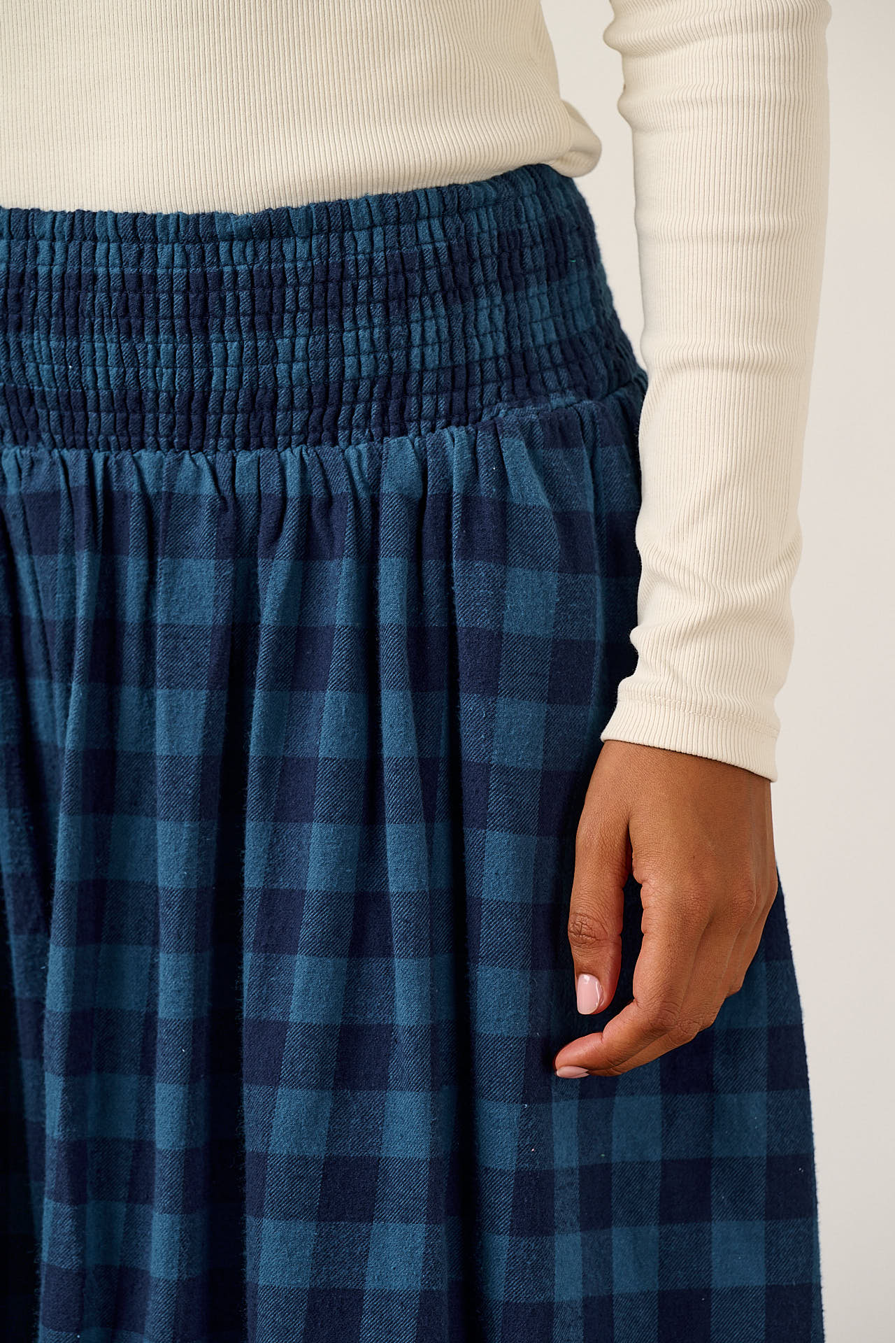 Sofiya - Brushed Cotton Midi Skirt in Navy Sea Spray Check