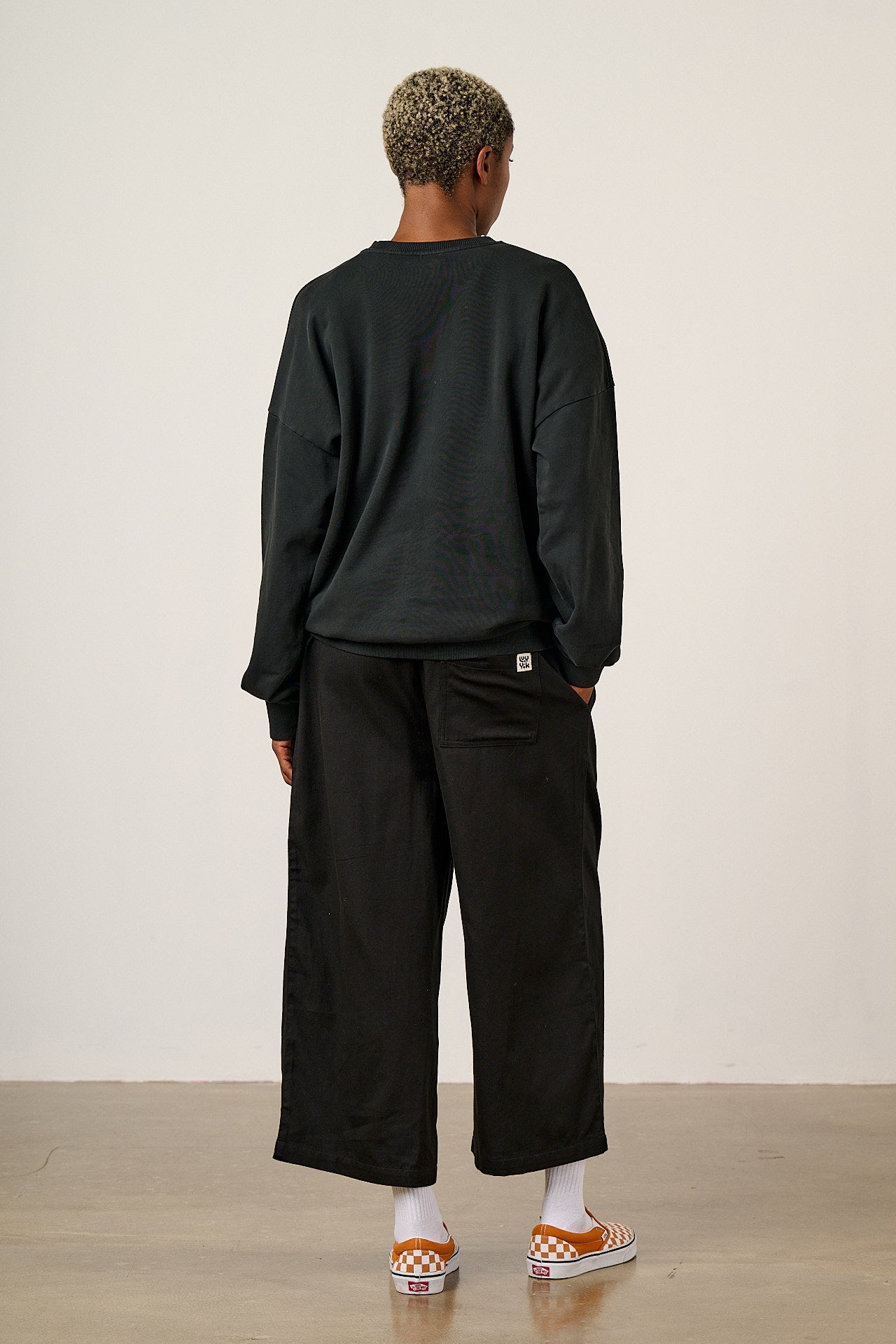 Sutton - Cotton Oversized Sweatshirt in Black with Punk Energy Patches