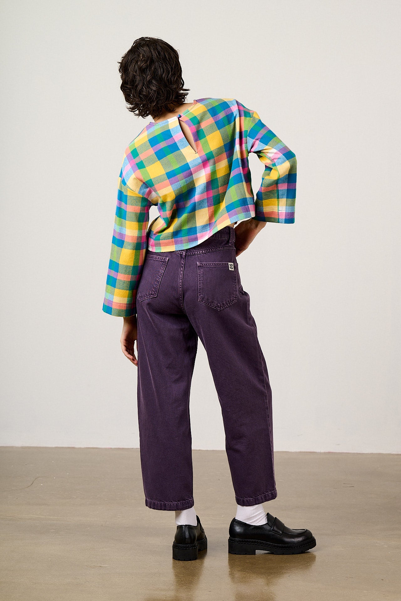 Drew - Straight Leg Denim Jeans in Purple Wash