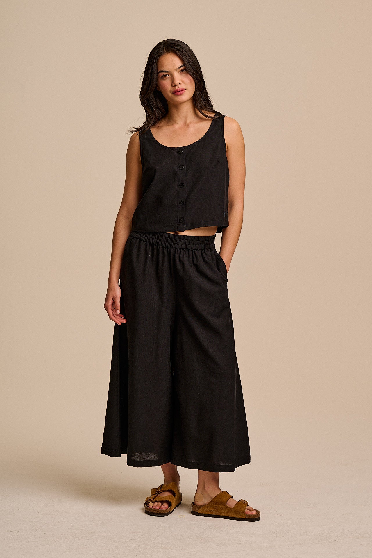 Chase - Viscose Culotte Trousers in Black