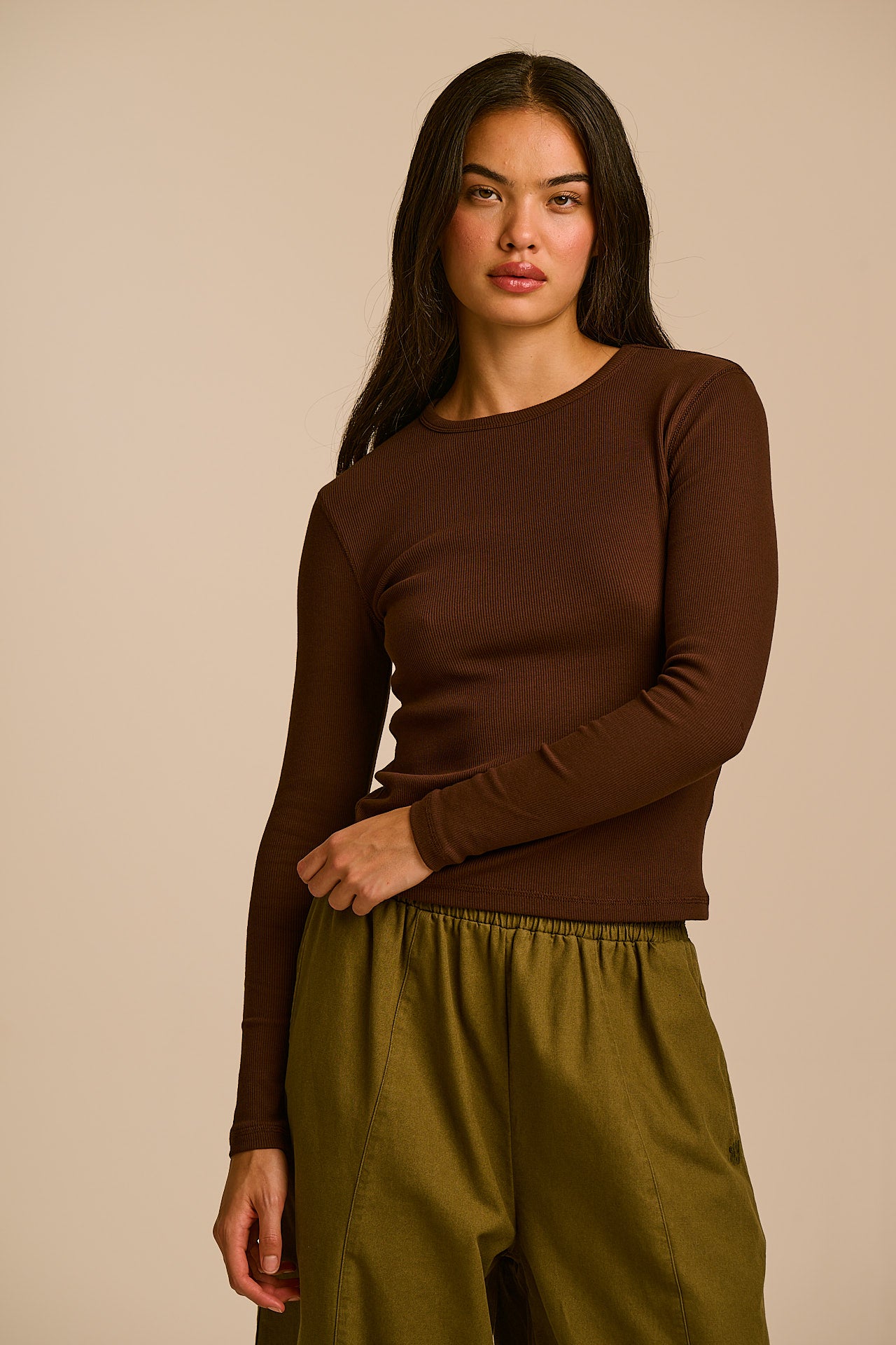 Grayson - Long Sleeve Cotton Top in Chocolate