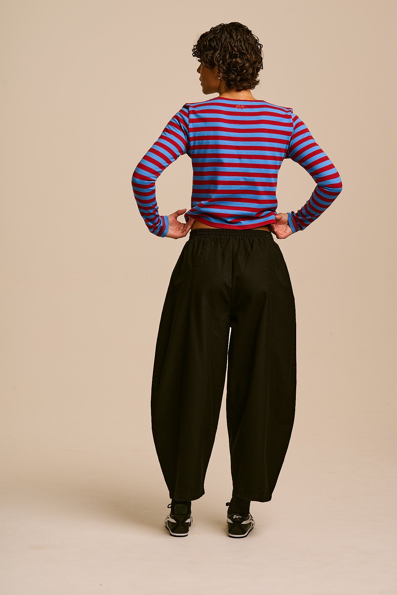 Obregon - Cotton Barrel Leg Trousers in Black