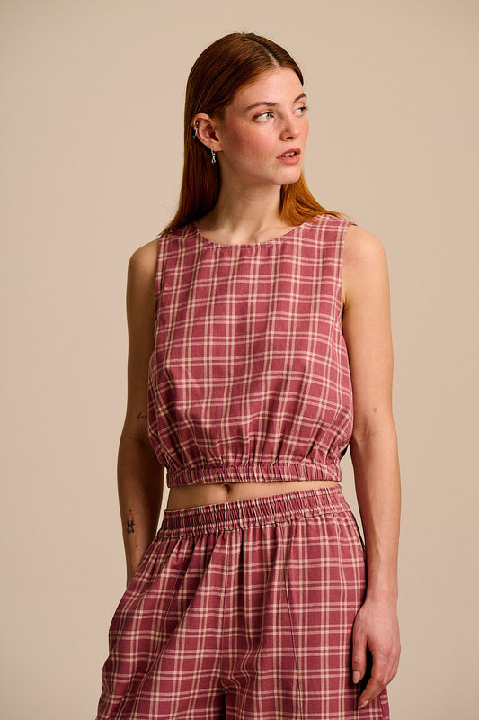 Lumi - Cotton Cropped Woven Top in Maroon Deco Rose Check