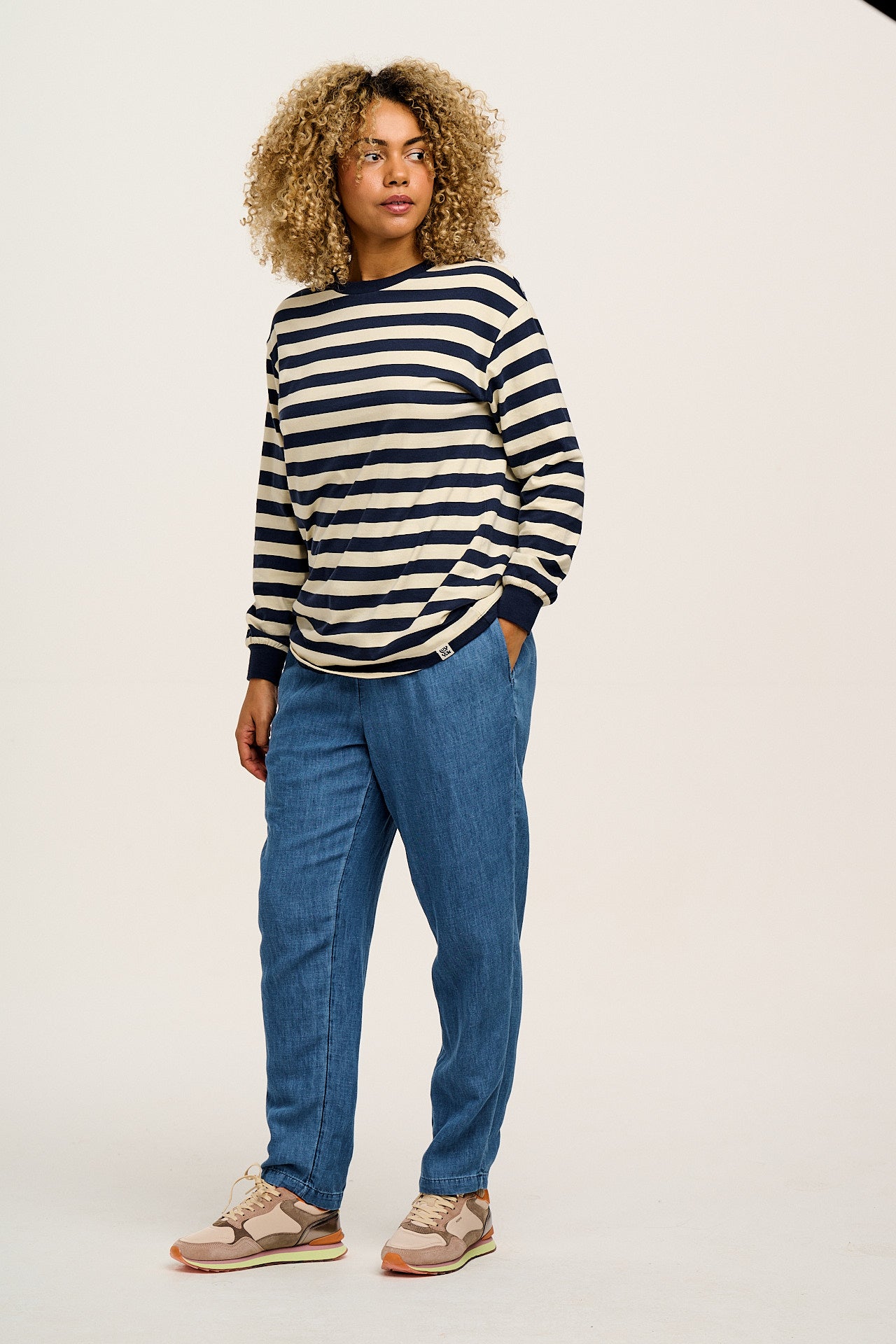 Kenny - Long Sleeve Skater Cotton T-Shirt in Navy & Ecru Stripe
