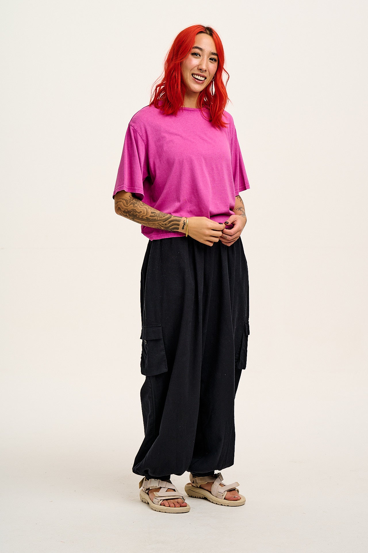 Rumi - Brushed Cotton Barrel Trousers in Black