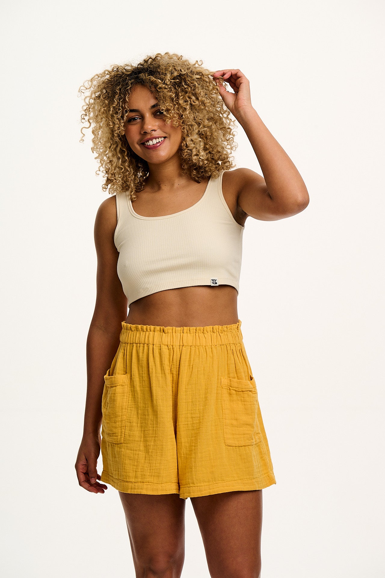 Sierra - Cotton Shorts in Mustard Yellow