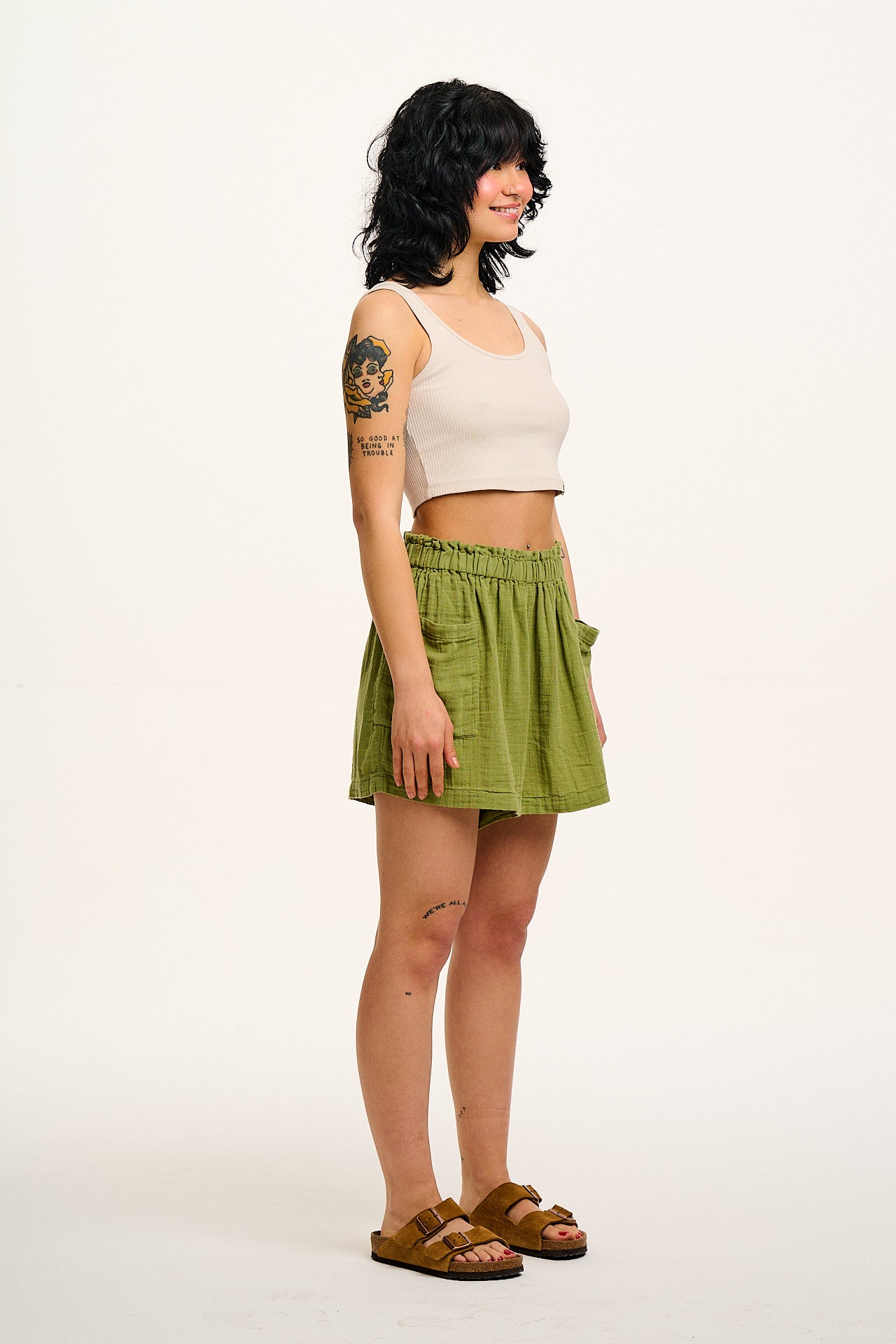 Sierra - Cotton Shorts in Herb Garden Green