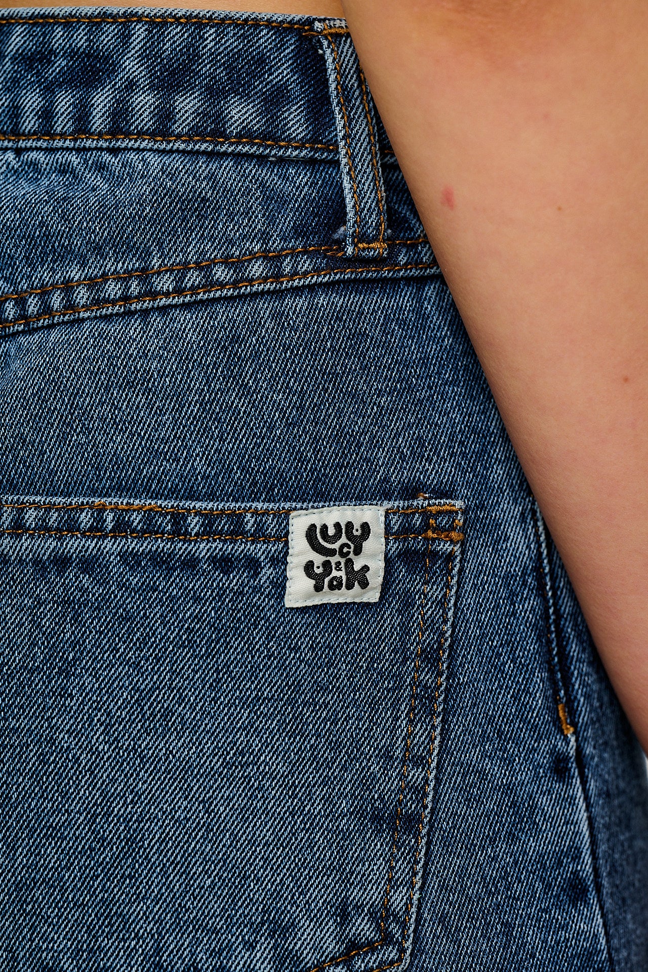 Carter - High Waisted Denim Jeans in Vintage Wash Blue