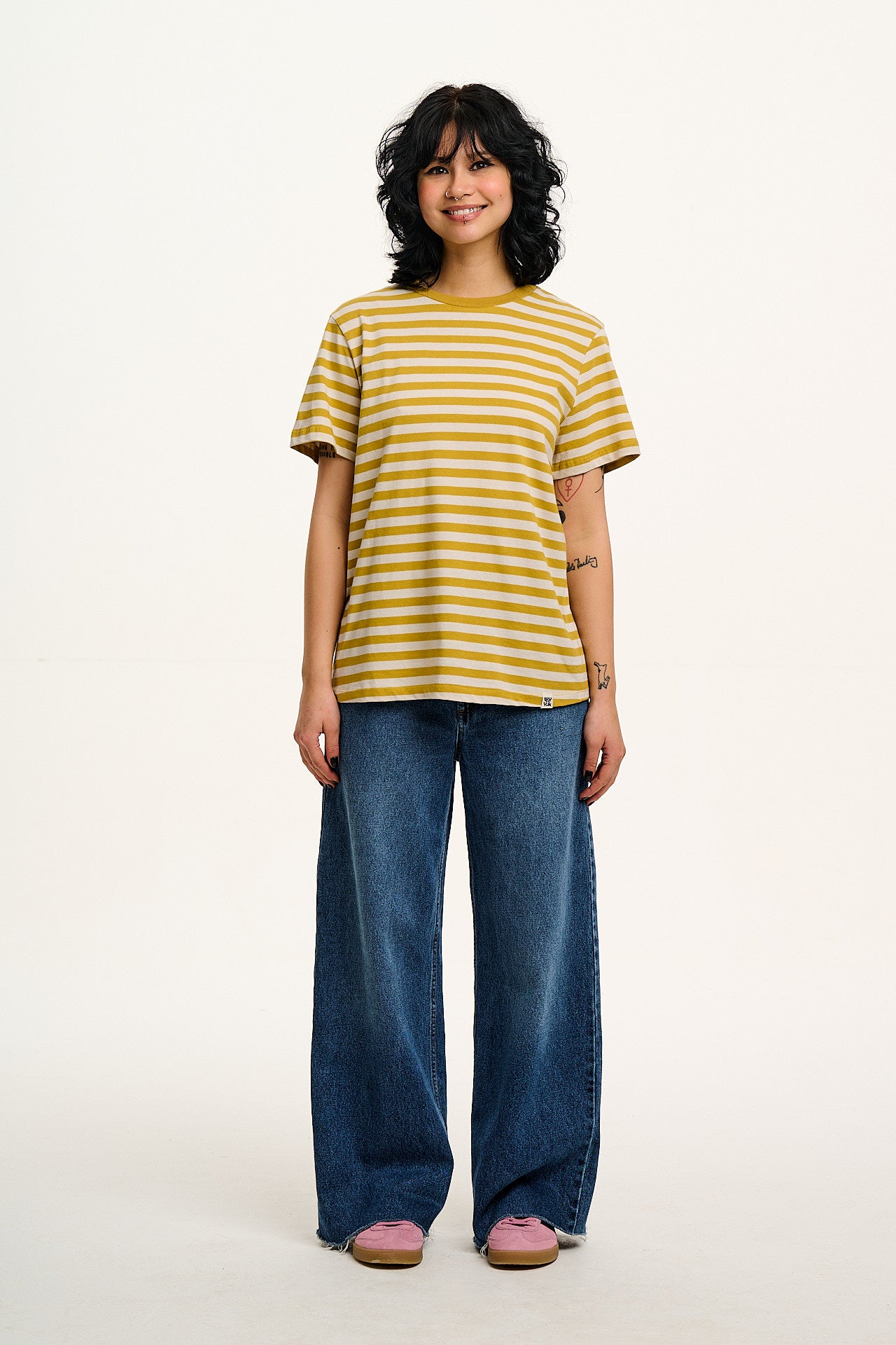 Carter - High Waisted Denim Jeans in Vintage Wash Blue
