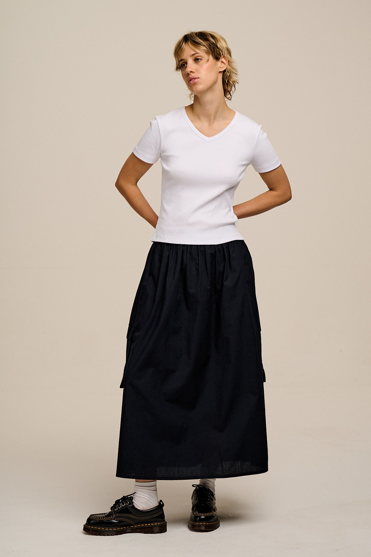Dakota - Organic Cotton Twill Midi Skirt in Black