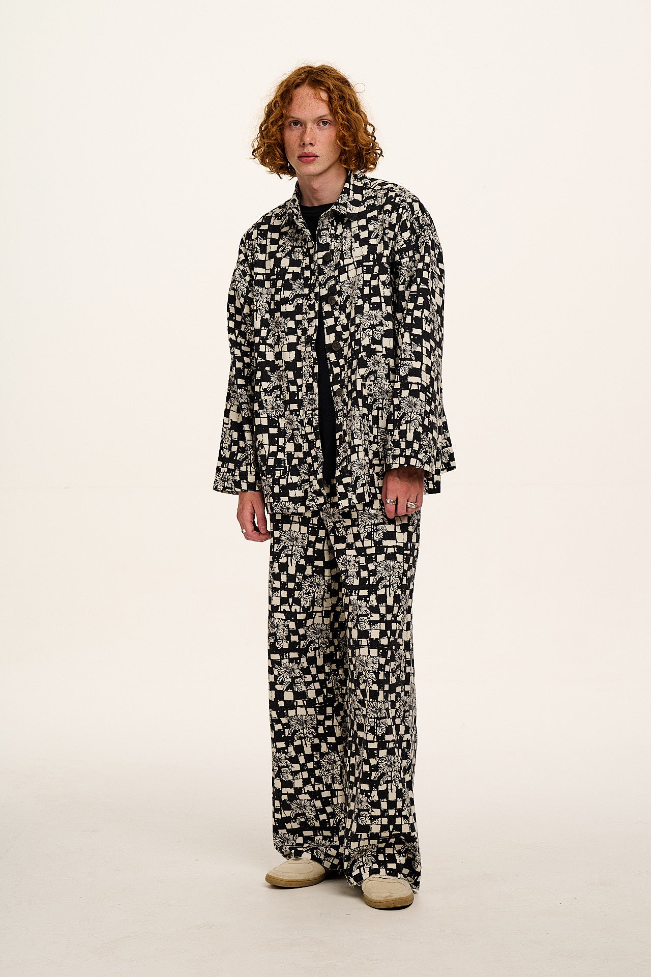 L.E. Carter - High Waisted Jeans in Black & White Sunflower Check