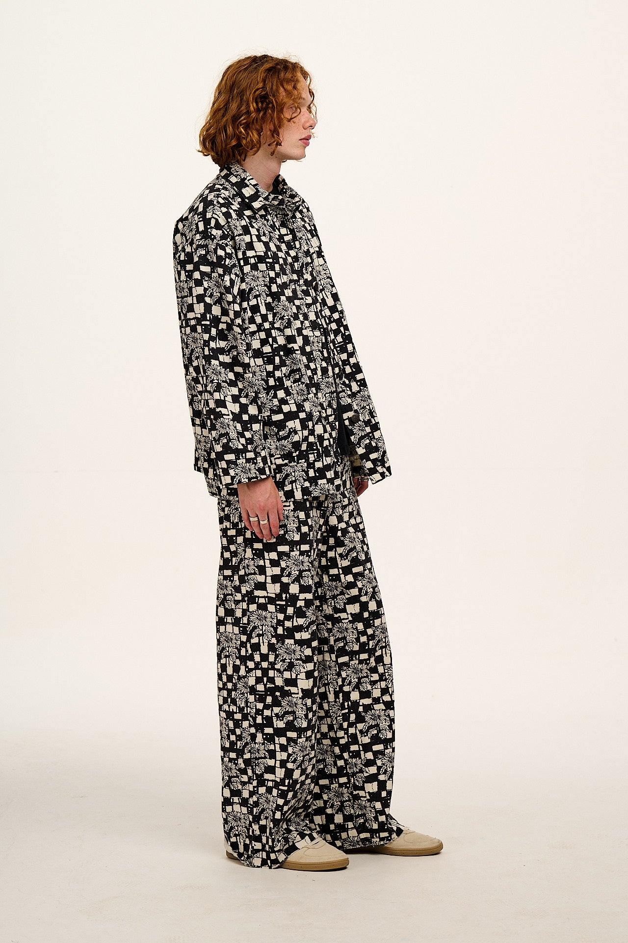 L.E. Carter - High Waisted Jeans in Black & White Sunflower Check
