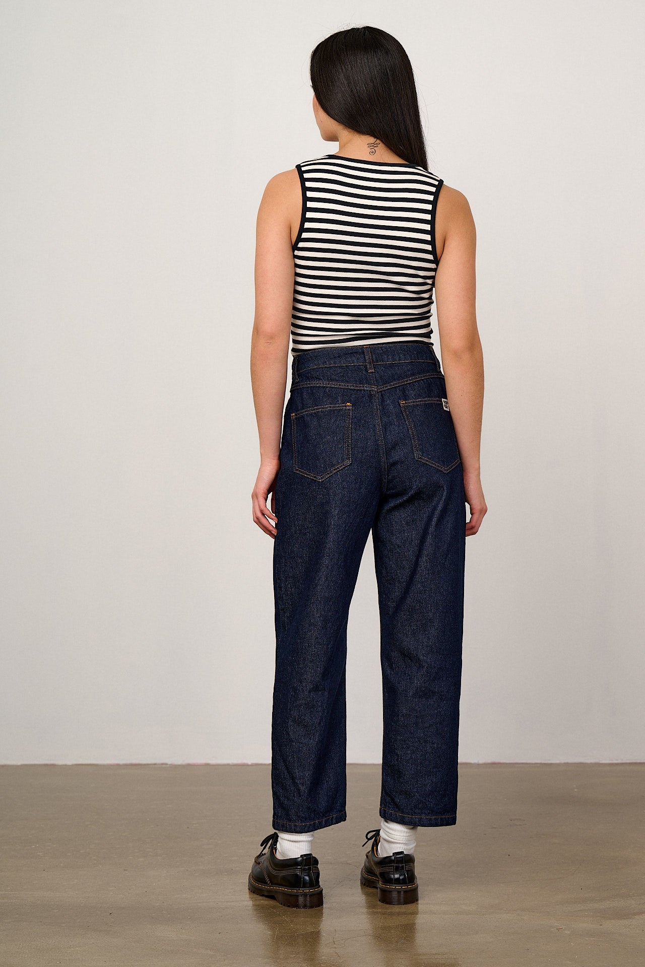 Drew - Cropped Straight Leg Denim Jeans in Vintage Indigo