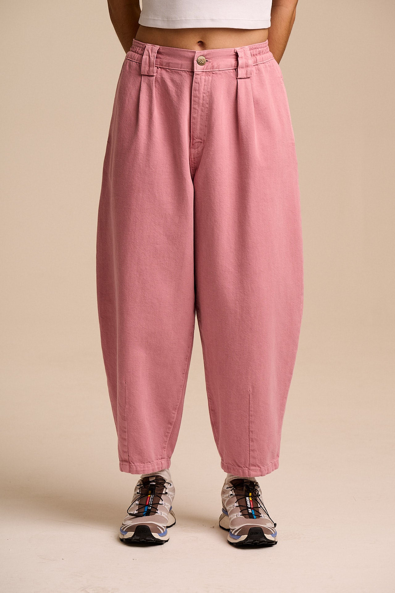 Ashby - Denim Barrel Leg Trousers in Washed Pink