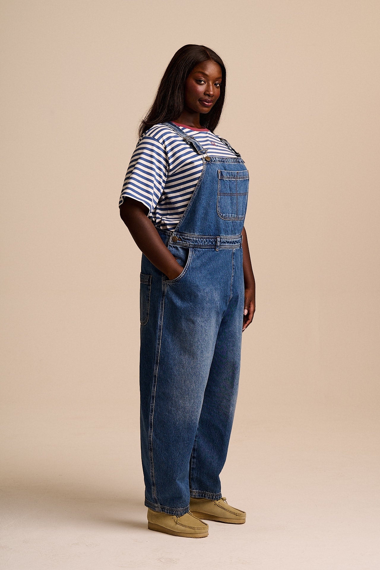Toluca - Denim Barrel Leg Dungarees in Vintage Wash