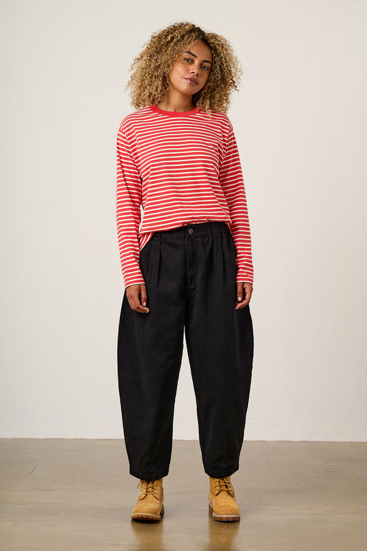 Ashby - Cotton Barrel Leg Trousers in Black